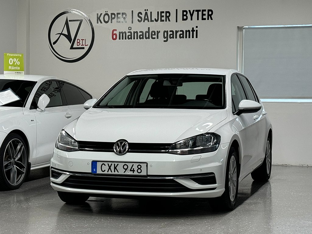 Volkswagen Golf 5-dörr 1.0 TSI Euro 6 NY SERVAT & bas  S & V