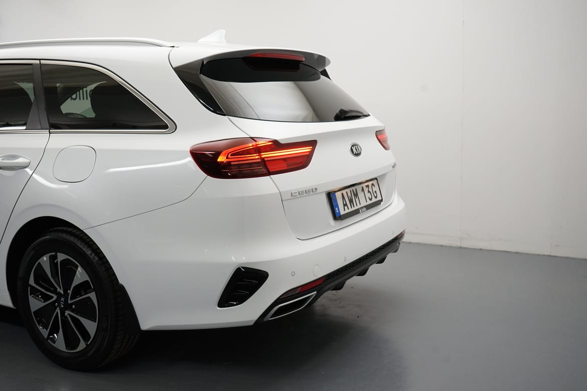 Kia Ceed Plug-in Hybrid 2021, kuva 3/48