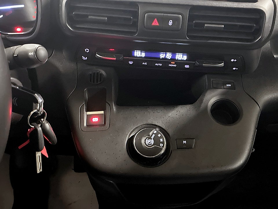 Bild på Citroën Berlingo Business Premium 1.5 BHDi 130hk Aut L1 B-KAMERA WEBASTO