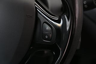 SUV Renault Captur 16 av 23