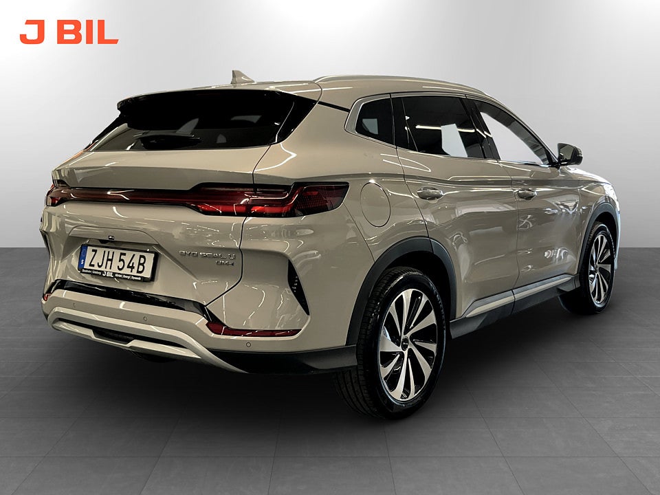 Bild på BYD SEAL U DM-i 1.5 + 18.3kWh 218hk Aut PANO 360° HUD