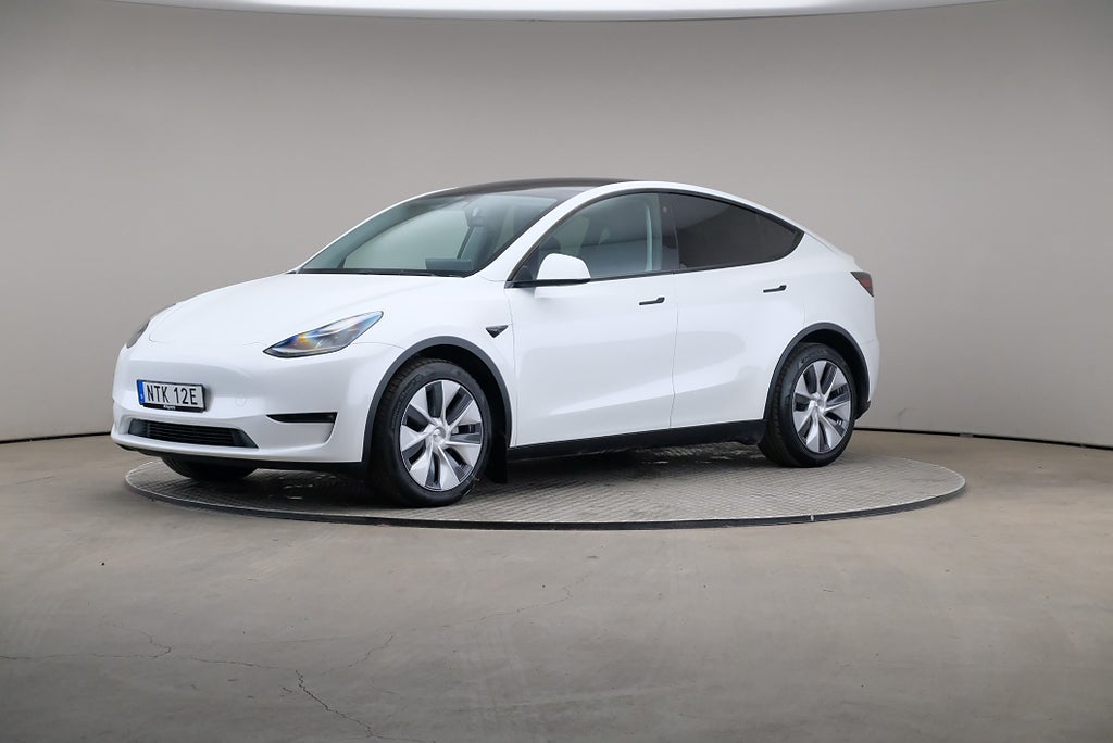 Tesla Model Y Long Range AWD 514hk 4,95%