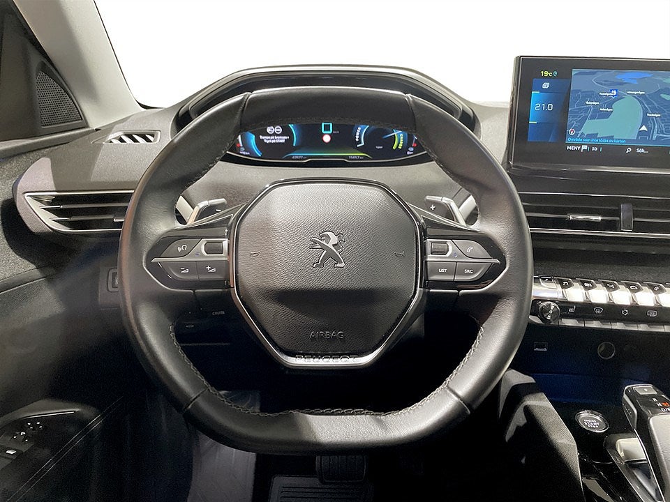 Bild på Peugeot 3008 Allure Hybrid4 300hk Aut AWD - B-KAMERA, CARPLAY
