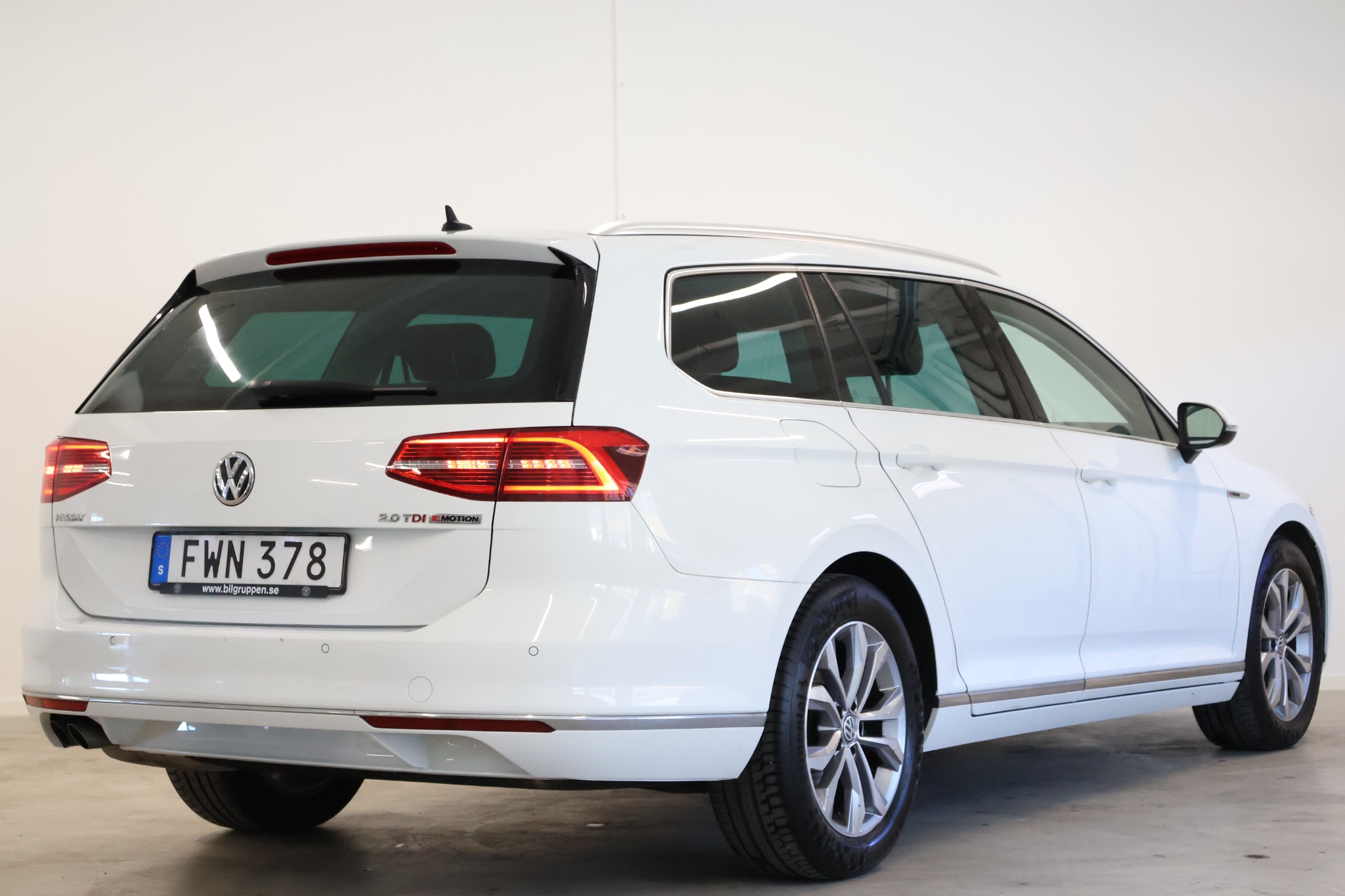 Volkswagen Passat 2015, bild 5/10