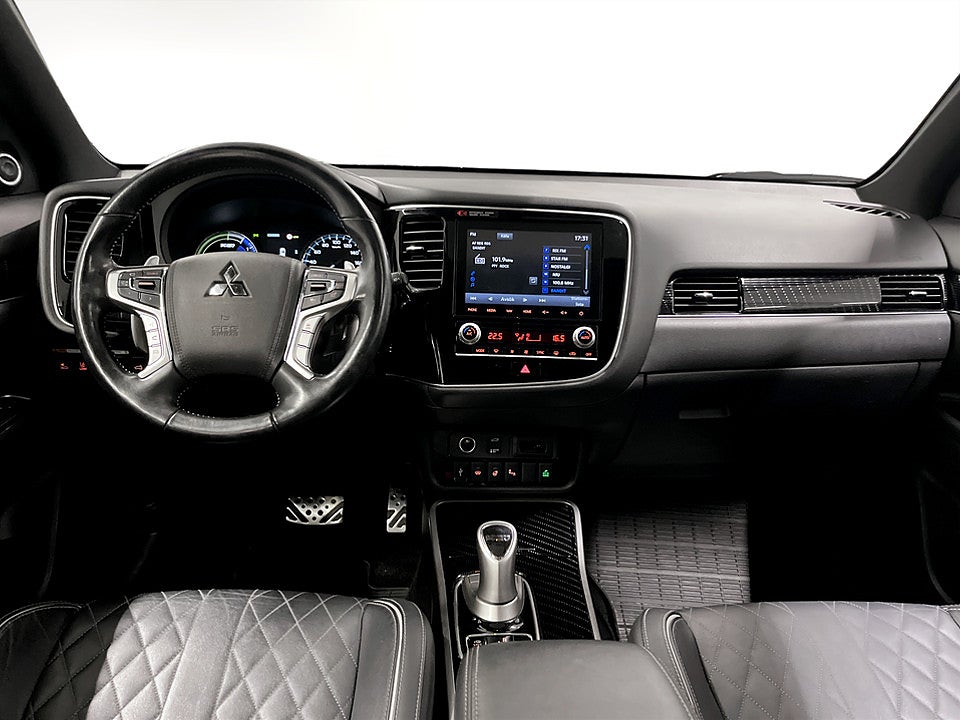 Bild på Mitsubishi Outlander S-Edition PHEV CVT 224hk Aut AWD B-KAMERA DRAG