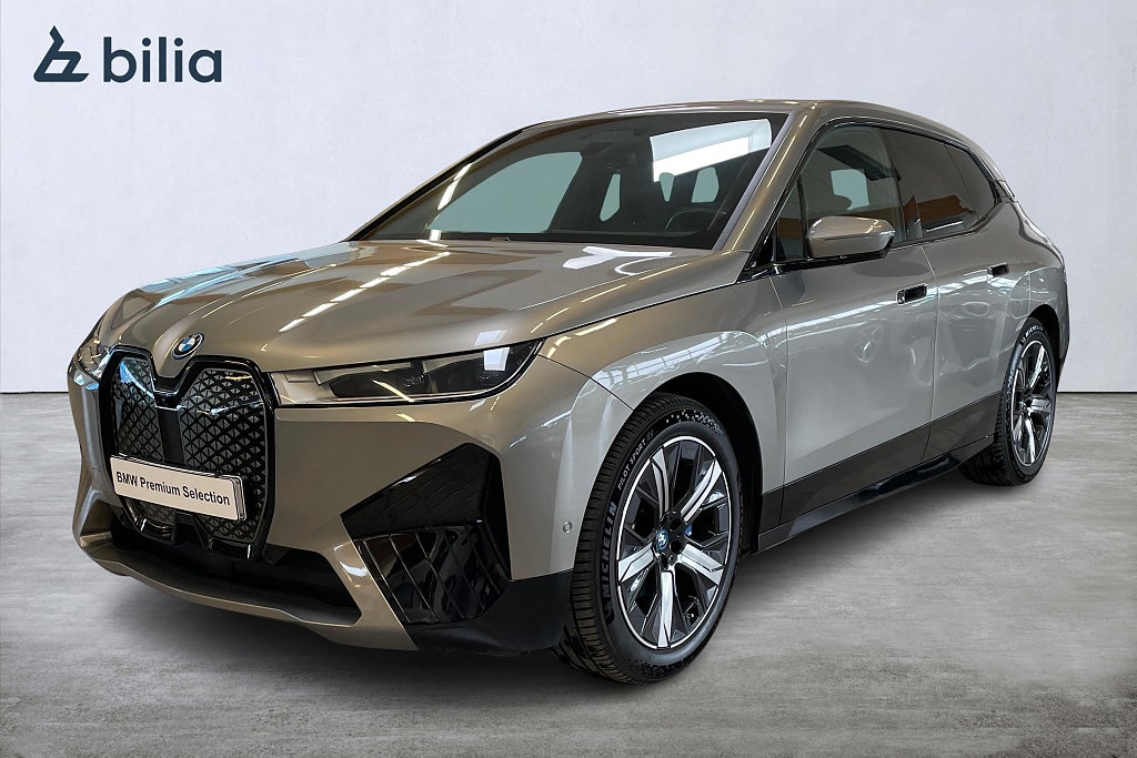BMW iX xDrive40  Sport line | Drag | Värmepaket | HK | 360 