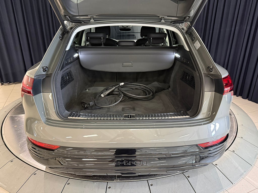 Audi q8-e-tron 2024 - miniatyr 9
