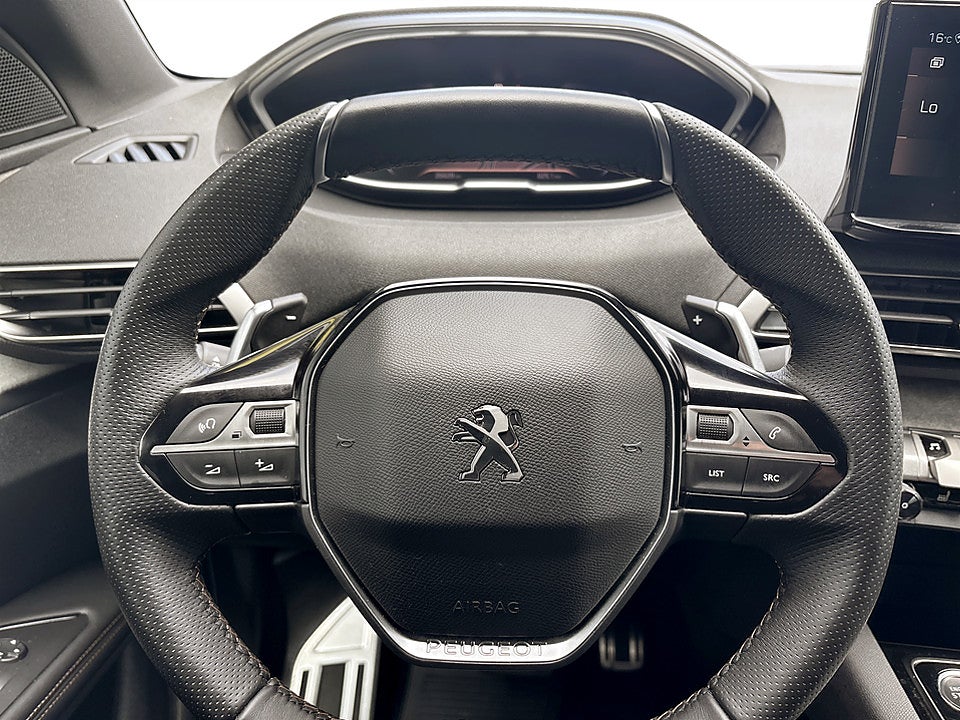 Bild på Peugeot 3008 GT 1.2 PT 130hk Aut B-KAMERA CARPLAY