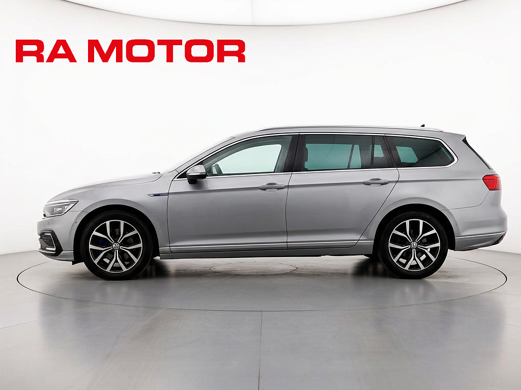 Volkswagen Passat SC GTE  218hk | Värmare | Apple Carplay | SoH 100% | 2021
