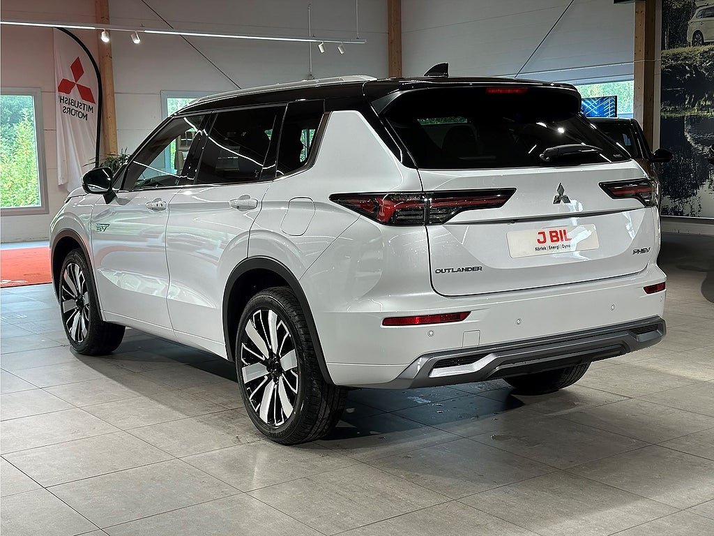 Bild på Mitsubishi Outlander Instyle Plug-In Hyrbrid 4WD - PRIVATLEASING