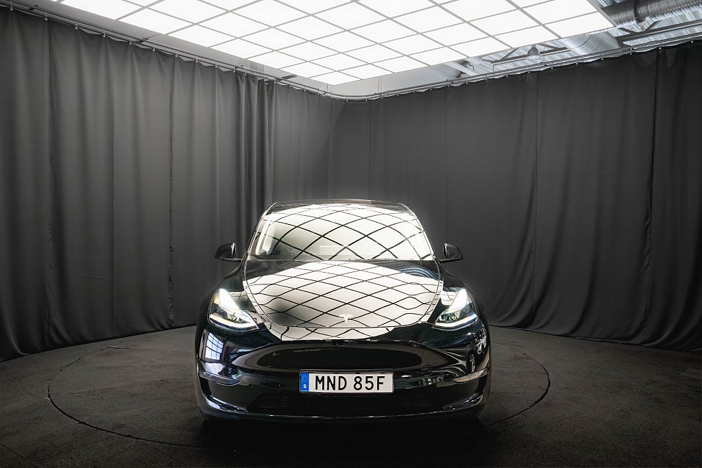 Tesla Model Y Long Range AWD DRAG PANO LÄDER AUTOPILOT KAMERA MOMS