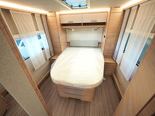 Husvagn, 2-axl Knaus Südwind 650 UX 60 Year 9 av 17