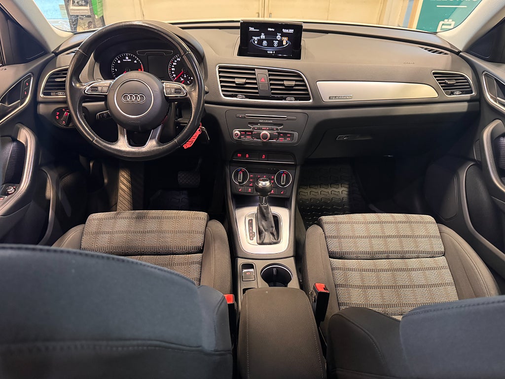 Audi Q3 2017 - miniatyr 14