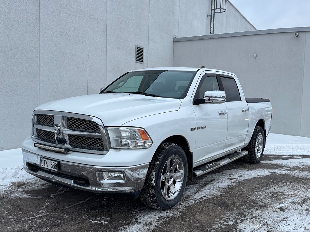 RAM 1500 Crew Cab 5.7 V8 HEMI 4x4 Laramie 