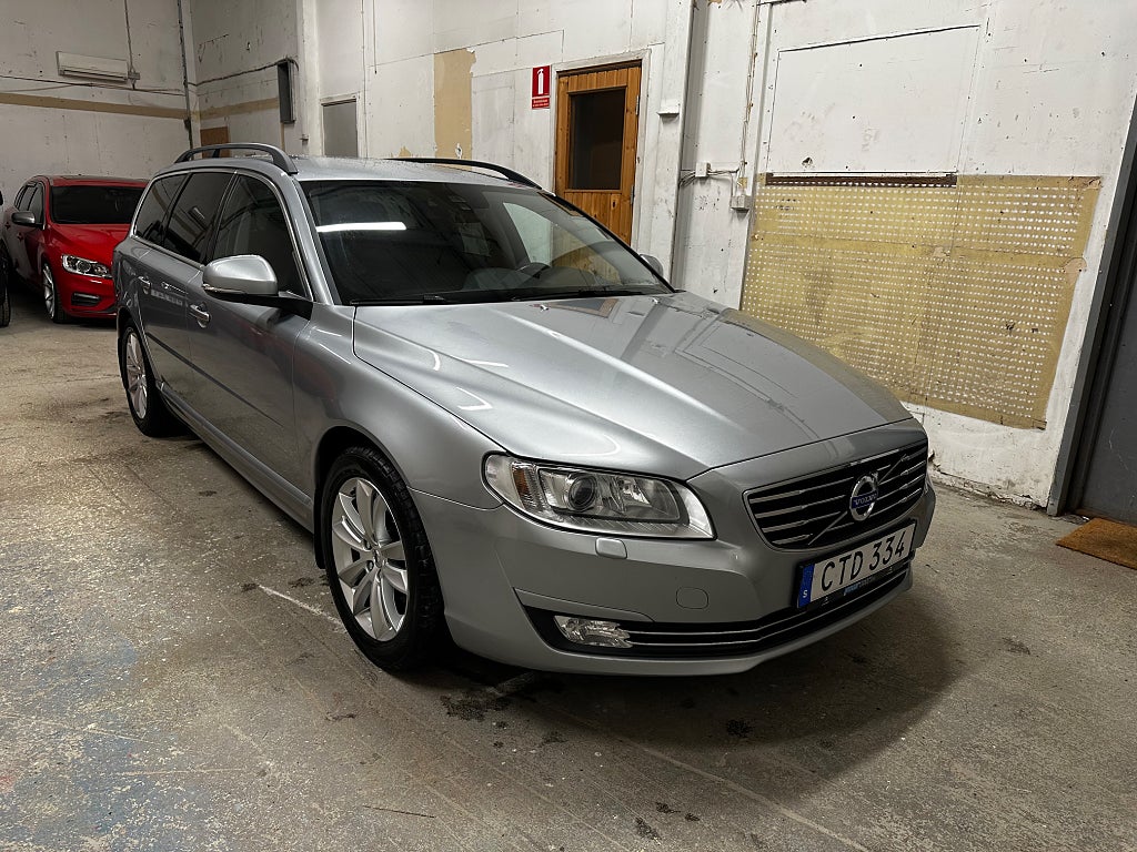 Volvo V70 D2 Geartronic Momentum,Ny kamrem