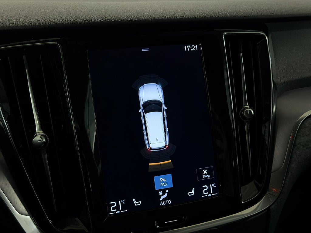 Volvo V60 D4 AWD Aut DRAG Värmare Navi VoC Sensorer el-baklucka bild 18