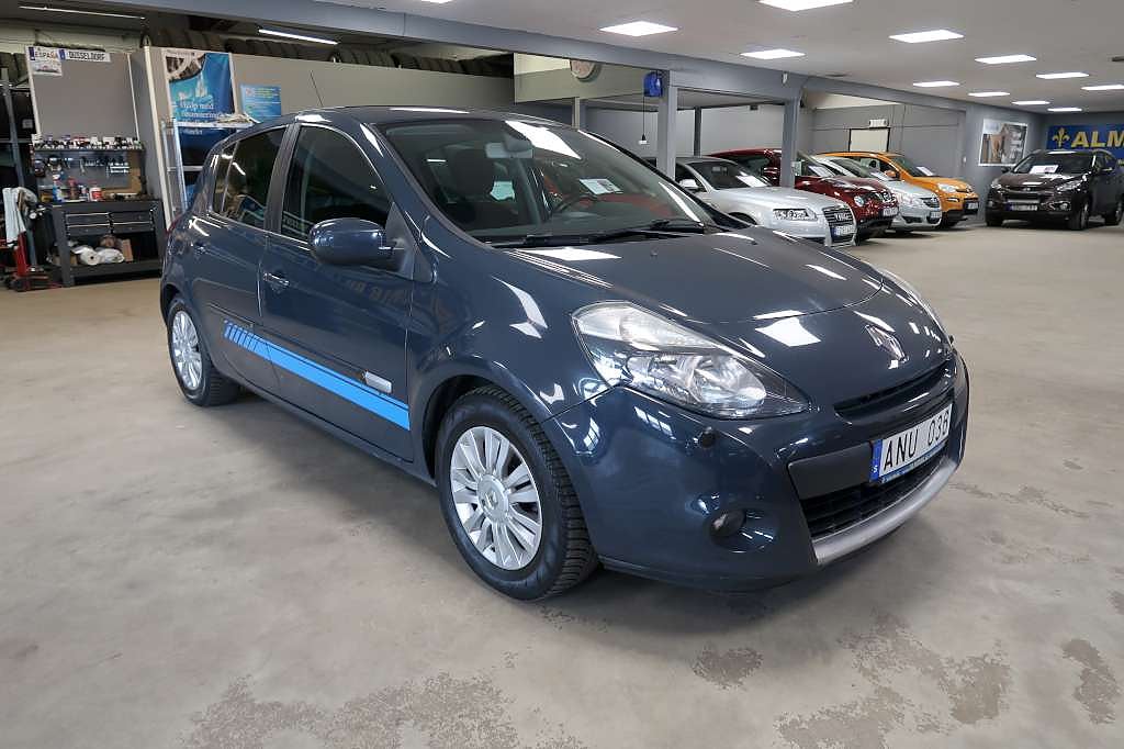 Renault Clio 5-dörrars 1.5 dCi Euro 5 / Servad / Ny kamrem