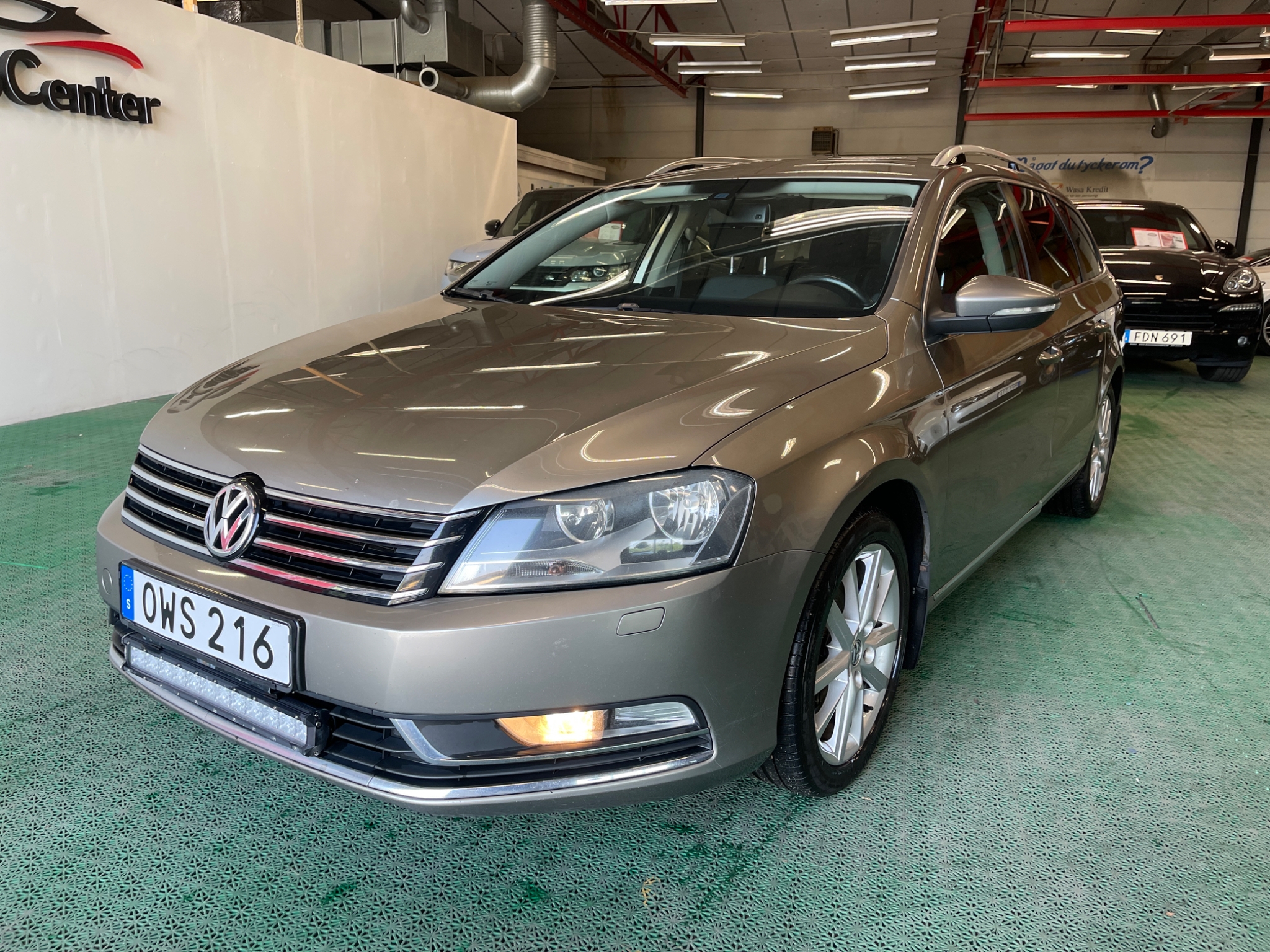 Volkswagen Passat 2012, bild 2/30