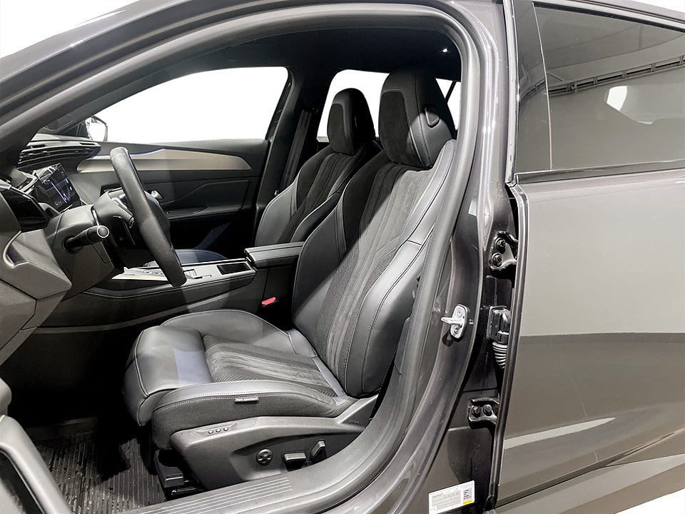 Bild på Peugeot 408 PHEV 225hk Aut B-KAMERA ELSTOL