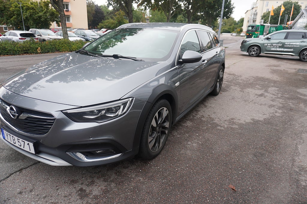 Opel Insignia Country Tourer 2.0 Turbo 4x4 Business Euro 6