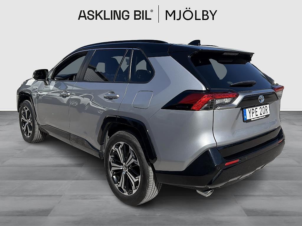 Toyota RAV4 2022 - miniatyr 3