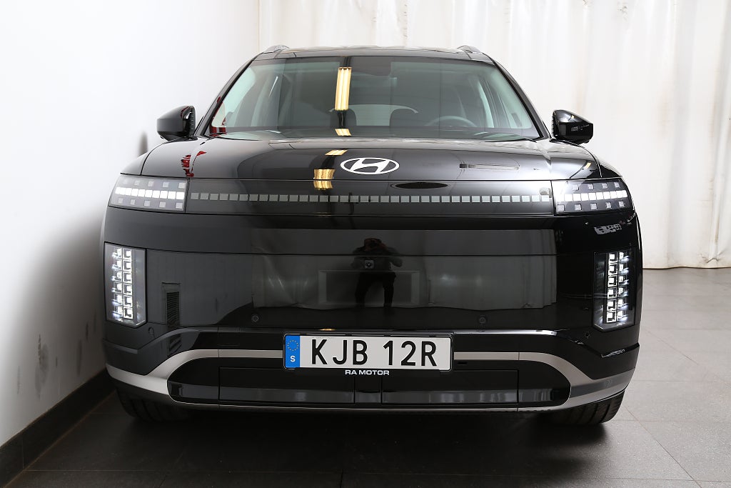 Hyundai IONIQ 9 Calligraphy Line AWD 110,3kWh-600km Räckvidd i lager* 2026