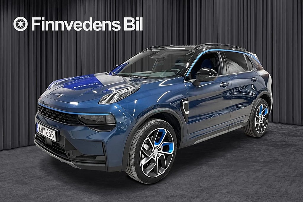 Lynk & Co 01 PHEV *V-hjul/Infinity/Pano/Moms*