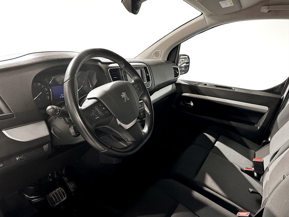 Bild på Peugeot Expert PRO+ 2.0 BHDi 145hk Aut L3 B-KAMERA