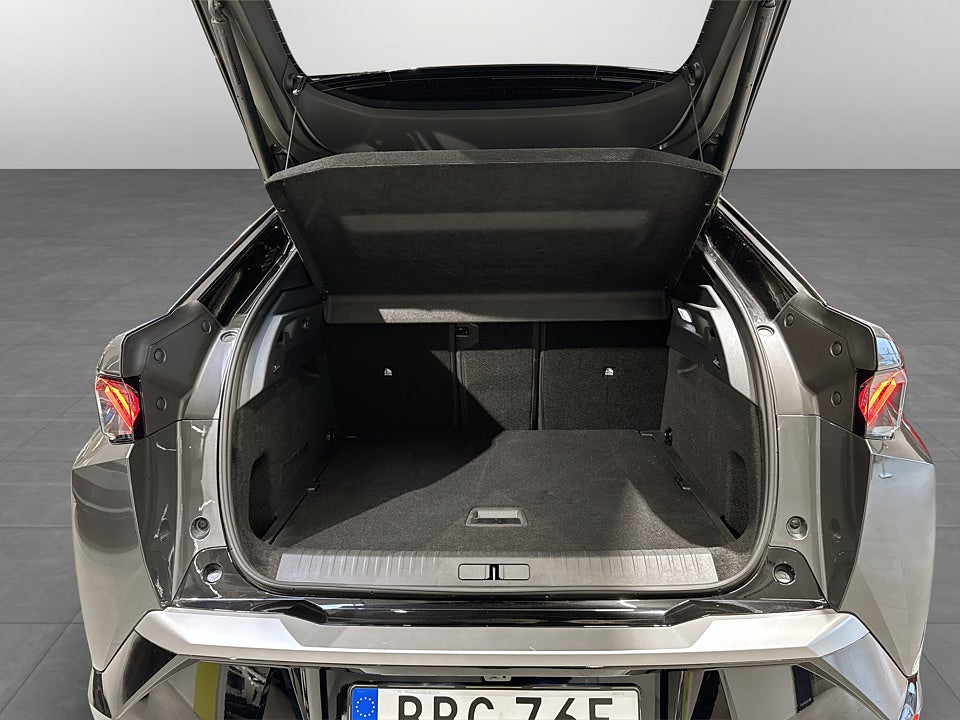 Bild på Peugeot e-3008 GT 73kWh - DEMO