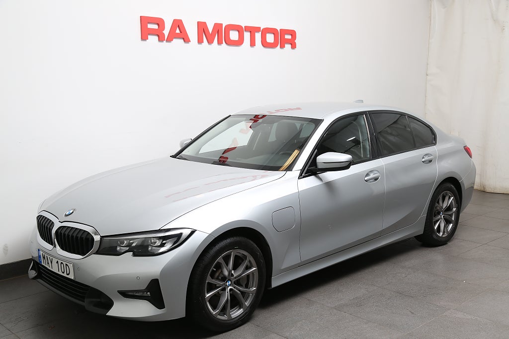 BMW 330e Sedan 292hk Steptronic Sport line Navi P-Sensorer H/K 2020
