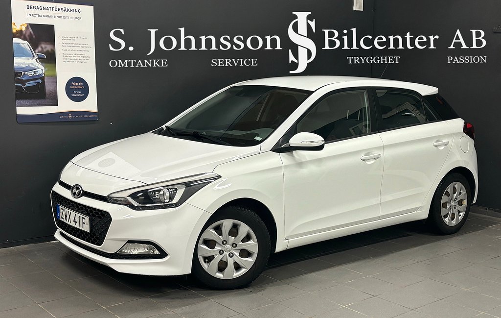 Hyundai i20 1.2 Nybesiktigad |Nyservad |P-sensorer |84hk