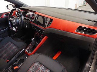 Halvkombi Volkswagen Polo 12 av 21