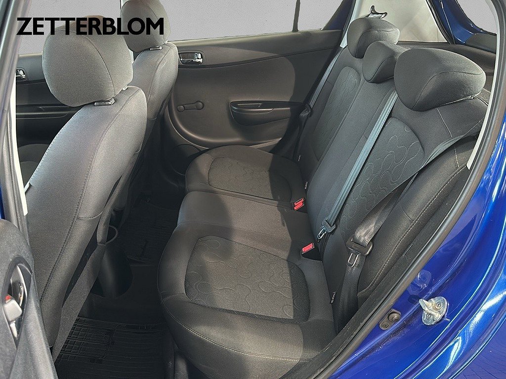 Halvkombi Hyundai i20 9 av 17