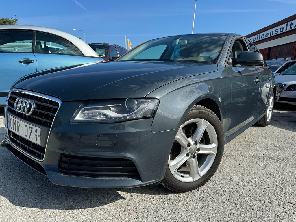 Audi A4 Sedan 1.8 TFSI Quattro Toppskick! 12900 Mil