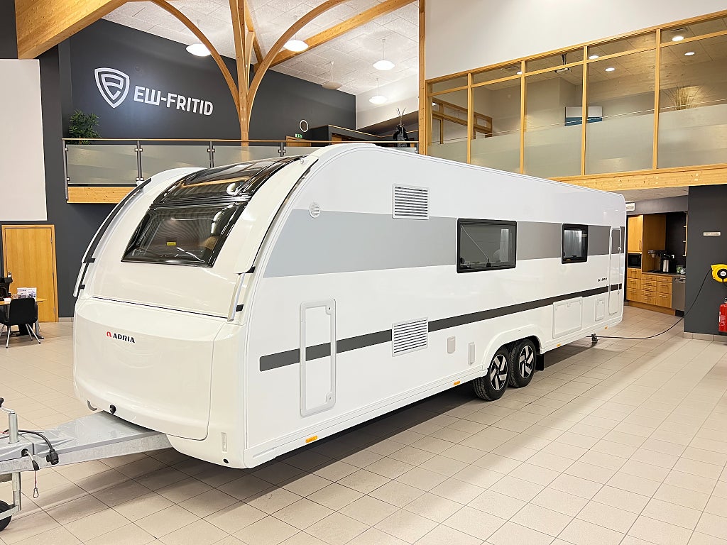 Adria Alpina 753 HK (AC+Barnkammardrömmen+ALDE+3-våning+Ugn)