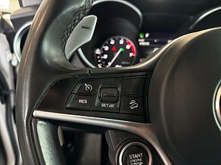 Alfa Romeo Stelvio 2.0 Turbo 16V Q4 S&V-hjul MoK-värm Kamera Rattvärme – bild 19