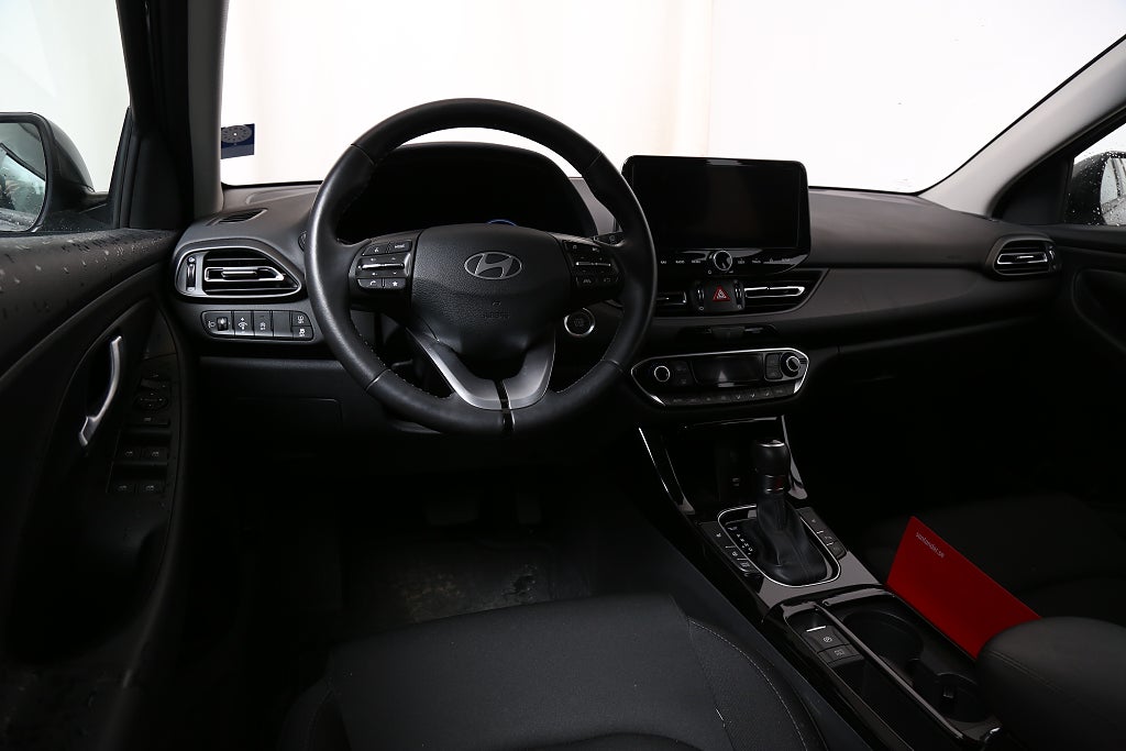 Hyundai i30 1,0 T-GDi MHEV Essential Kombi Aut Navi Kamera