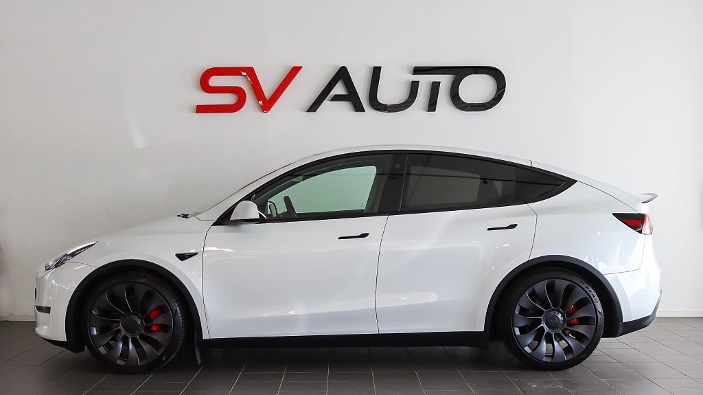 Tesla Model Y Performance Autopilot Drag