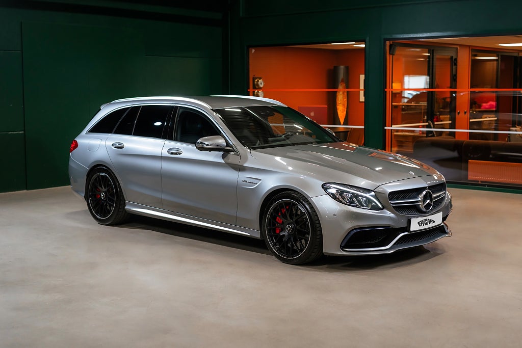Mercedes-Benz C63 S  T AMG Speedshift 510hk / MER INFO INOM KORT!