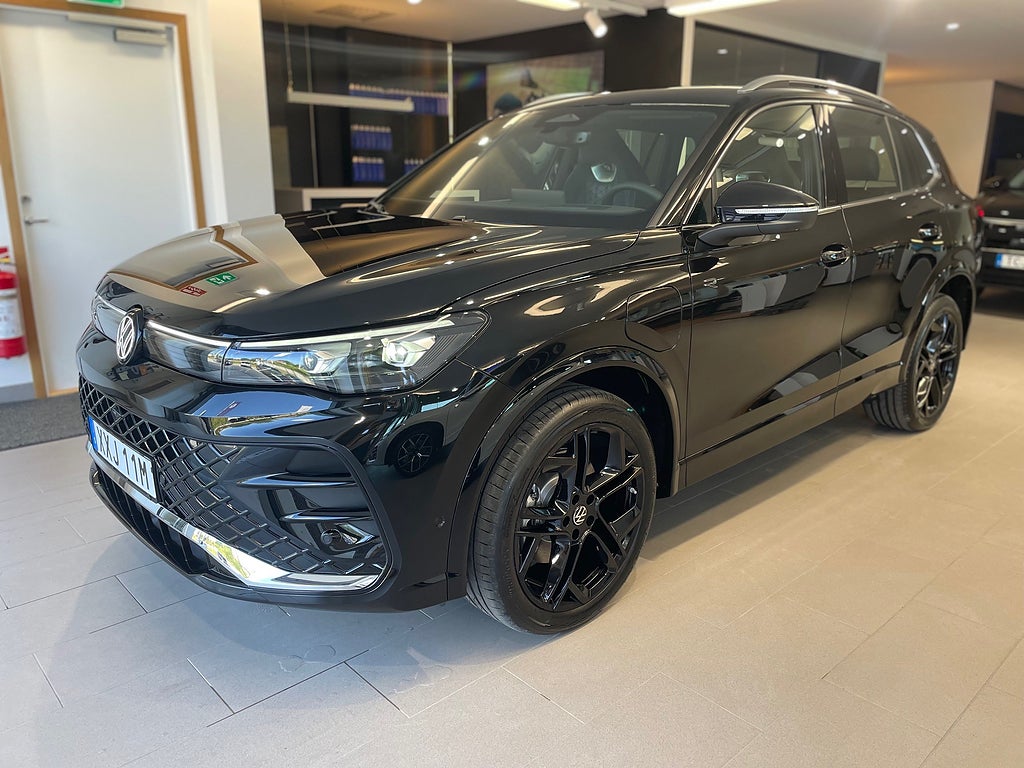 Volkswagen Tiguan eHybrid R-Line-Edition 4295kr/mån JUNI ERBJUDANDE