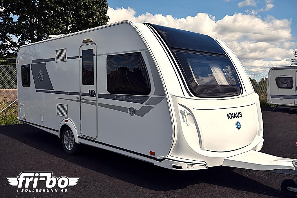 Knaus 580 UF Scandinavian Selection, Dubbelbädd