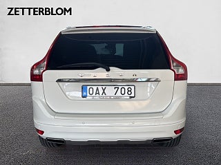 SUV Volvo XC60 4 av 14