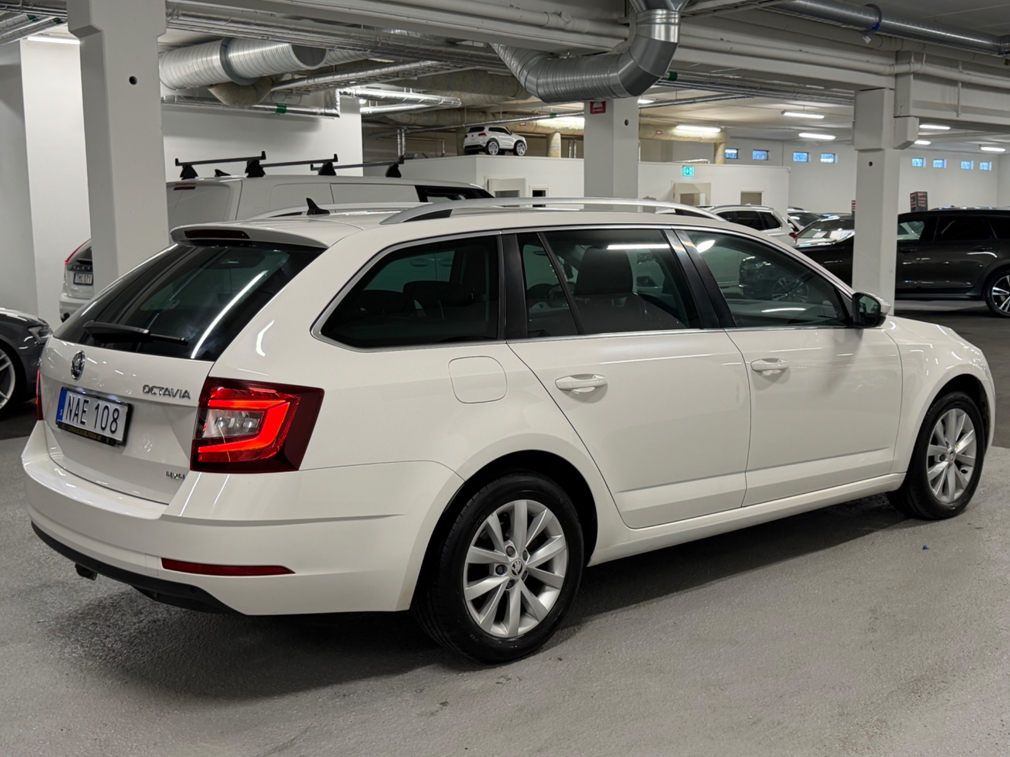 Skoda Octavia 2018, bild 4/48