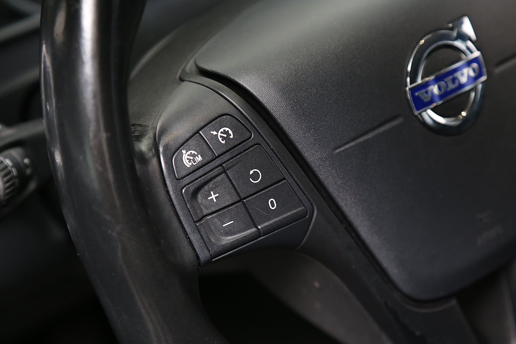 Volvo V40 T2 Your Kinetic Bränslevärmare Ny kamrem 2014