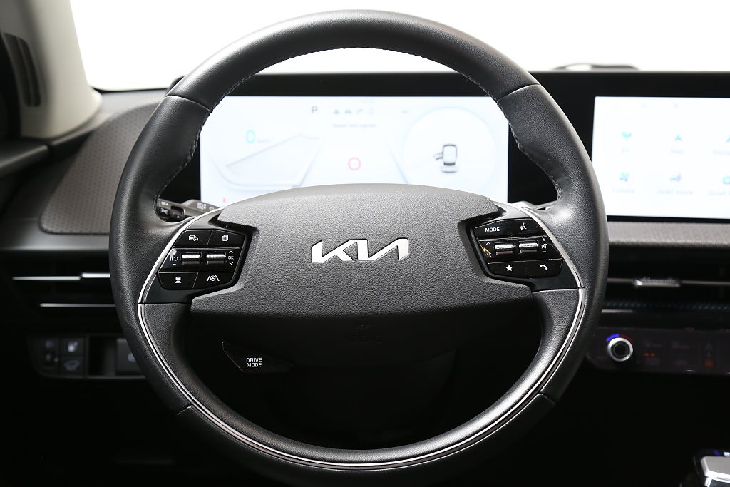 Kia EV6 77.4 kWh PLUS 228hk Läder 360°-kamera Leasbar 2022