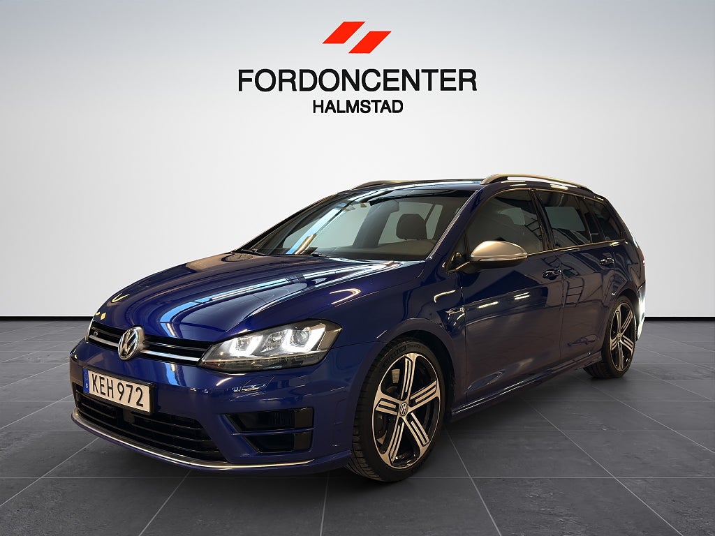 Volkswagen Golf Sportscombi R 2.0 TSI 300hk 4M, B-Kamera|Carplay|NyServ
