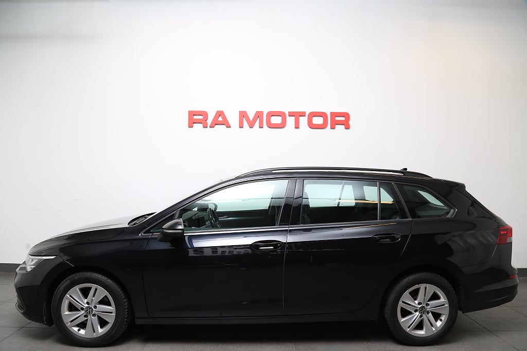 Volkswagen Golf 1,5 eTSI 131hk Aut Sportscombi 2022