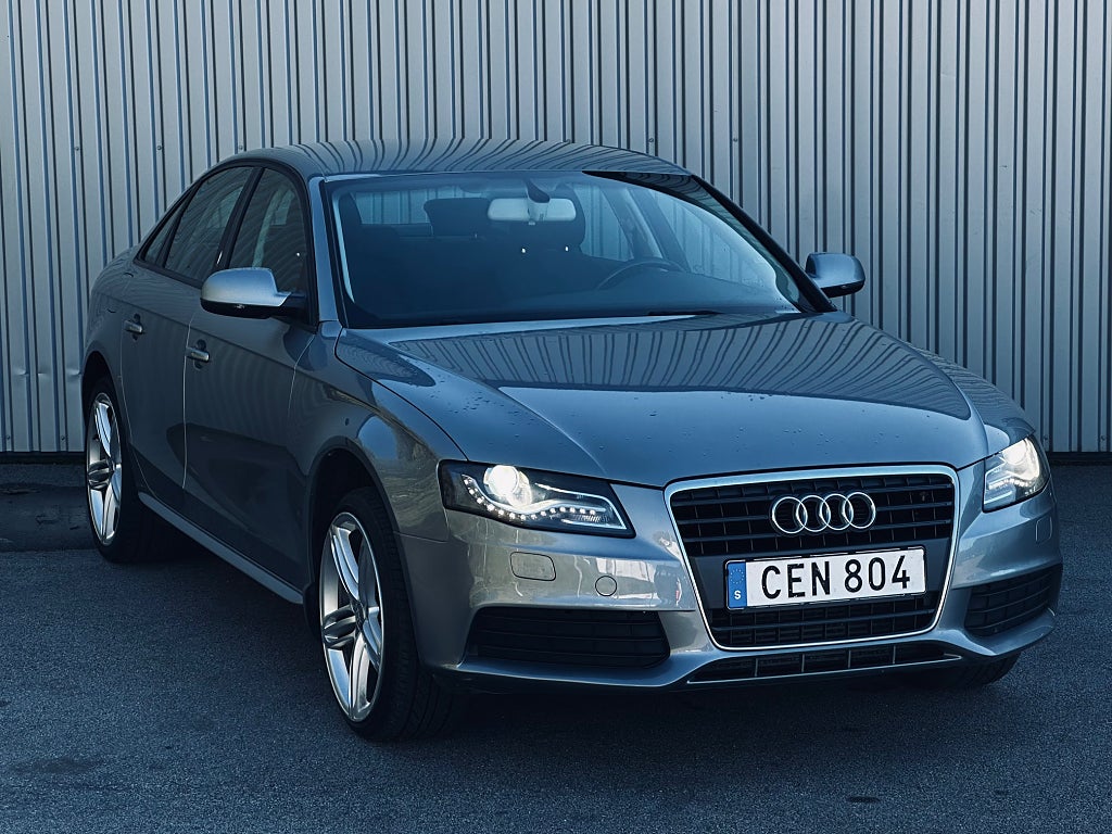 Audi A4 Sedan 2.0 TDI Ny servad