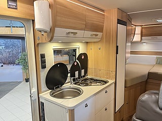 Husbil-halvintegrerad Dethleffs T 6611 15 av 23