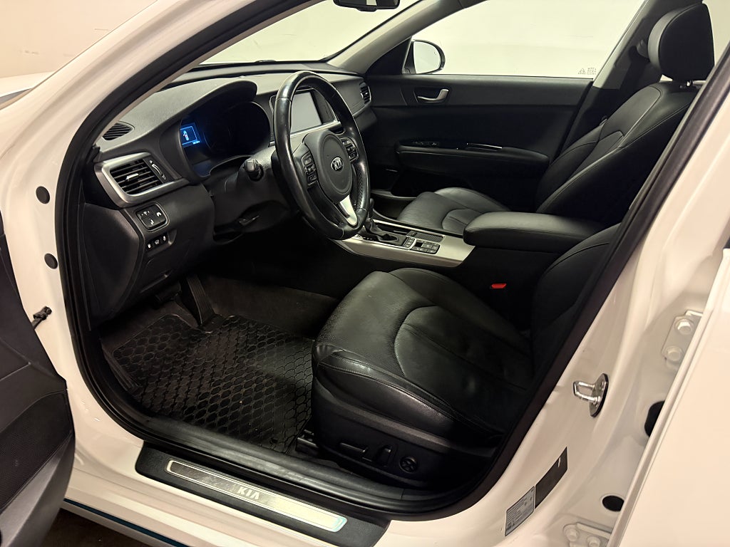 Kia Optima Sport Wagon Plug-in Hybrid Advance PKT 2 Drag 2018